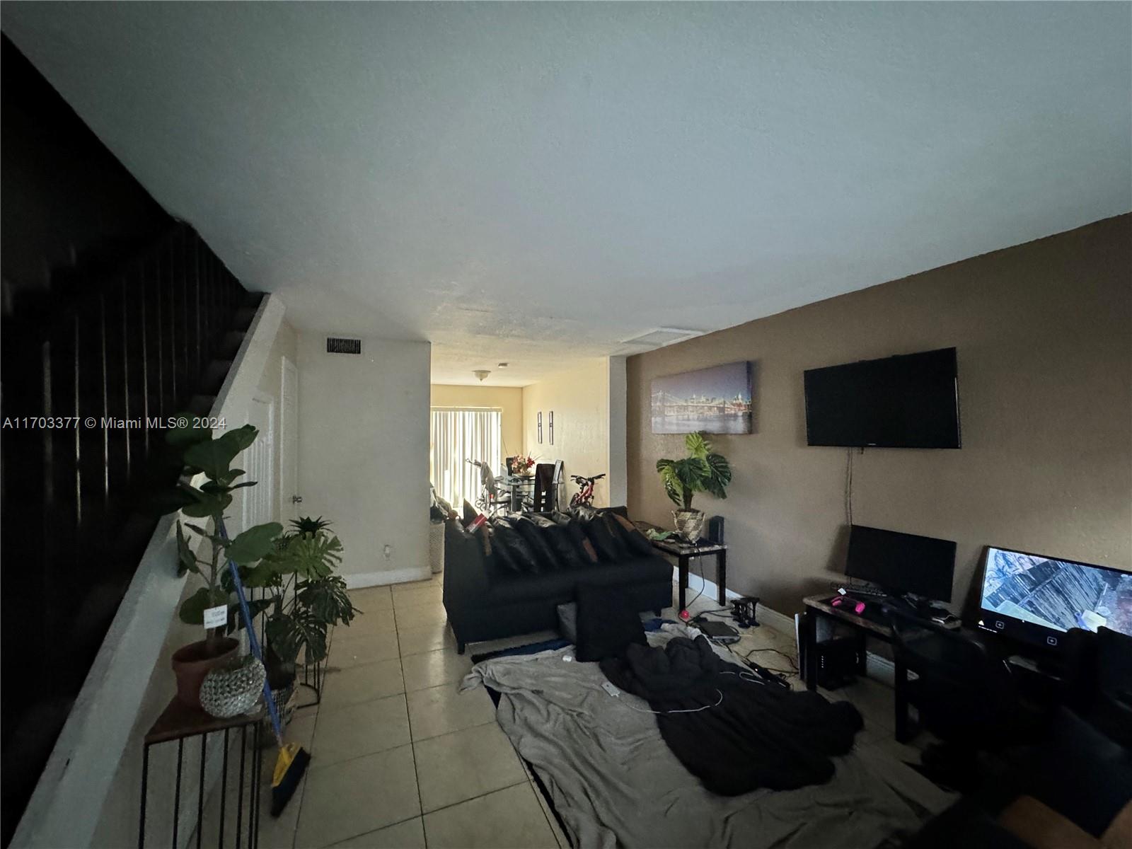 2414 NW 52nd Ave #2414, Lauderhill, Florida image 6