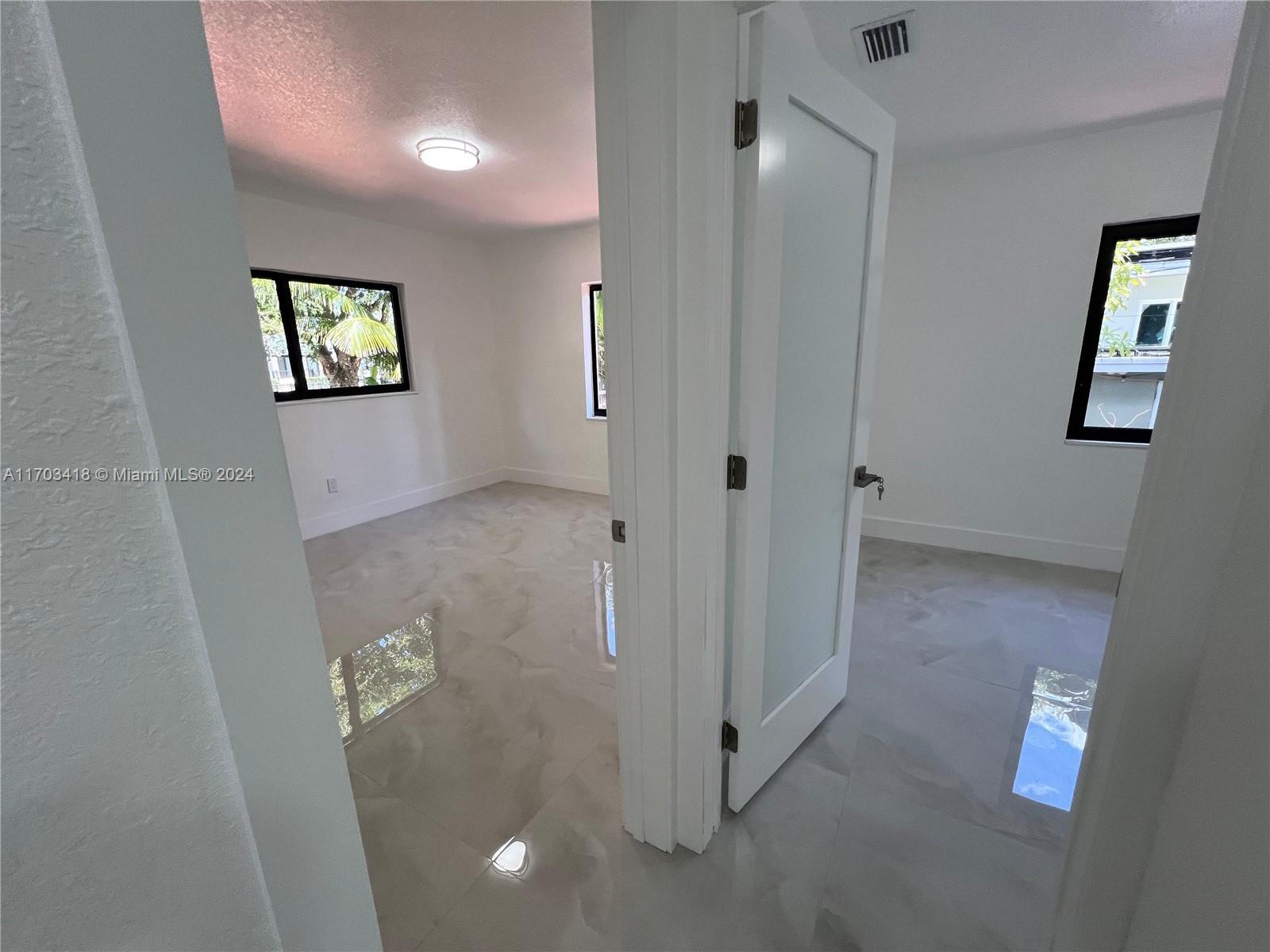 6150 SW 16th St, West Miami, Florida image 24