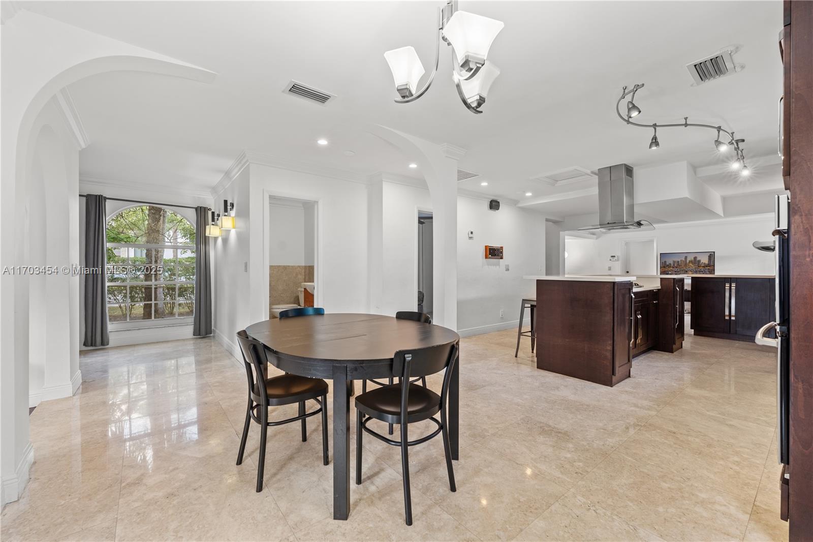 4005 Alhambra Cir, Coral Gables, Florida image 9