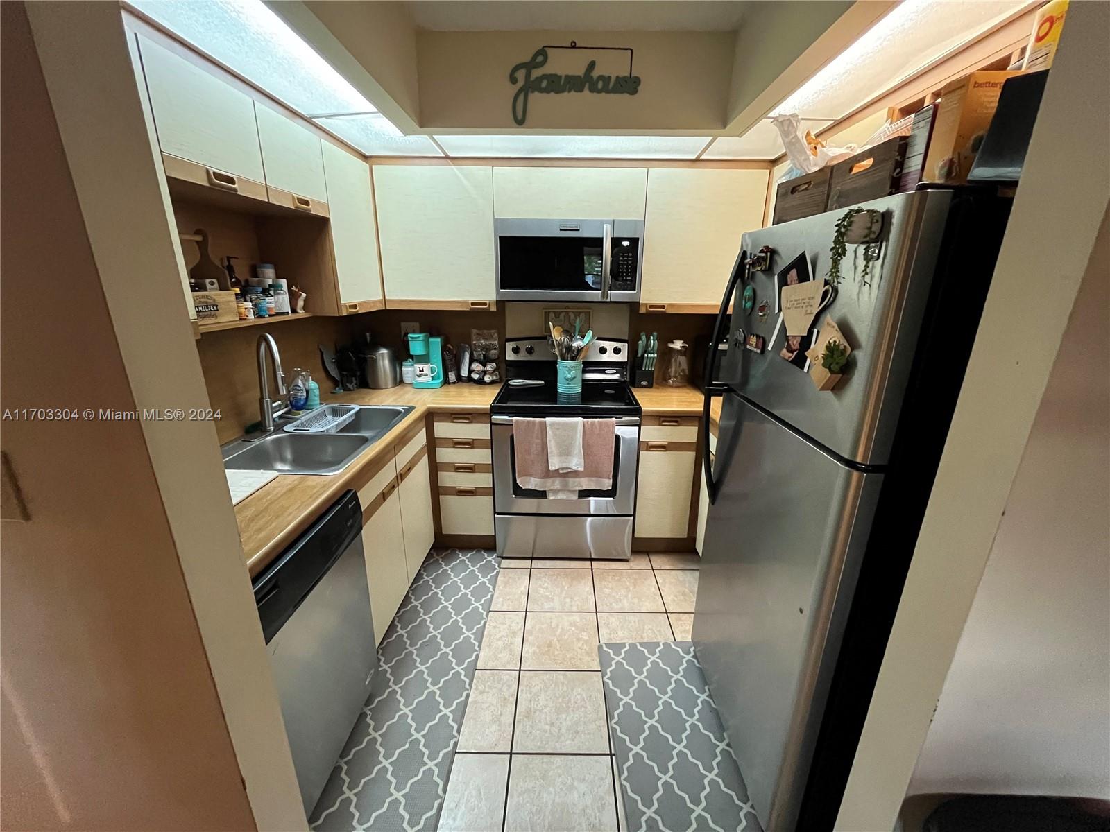 Property photo # 4