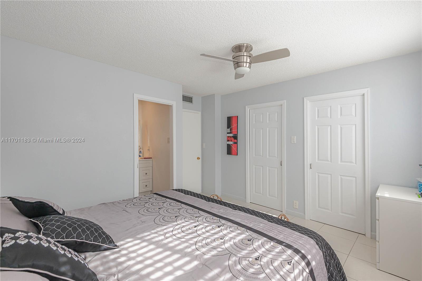 5171 W Oakland Park Blvd #103, Lauderdale Lakes, Florida image 20