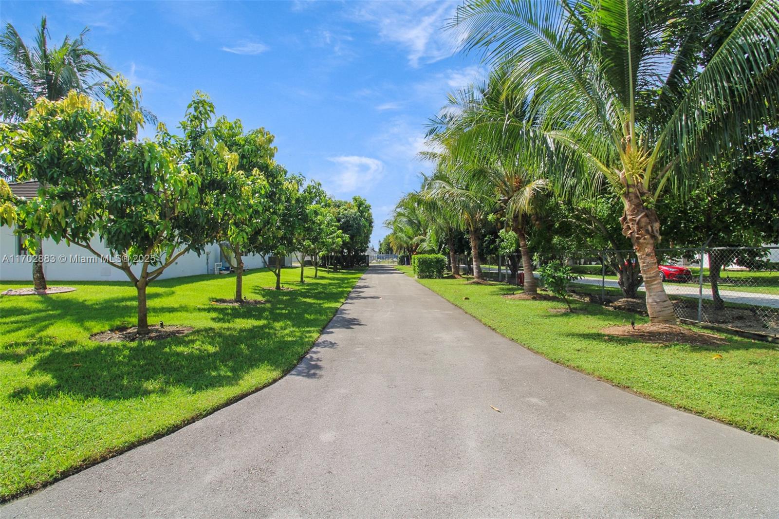 Nestled in the prestigious Bonanza Ranches neighborhood of Redlands, FL, this stunning Modern Ranch-style home sits on a generous 1.25-acre lot, offering the perfect balance of luxury living and country charm. Zoned to allow horses and livestock, this estate is an ideal retreat for those seeking space, tranquility, and a connection to nature.
The spacious main residence features top-tier finishes and thoughtfully designed living spaces, ensuring comfort for even the largest of families. With ample room for both relaxation and entertainment, the home is a true testament to modern design and functionality.