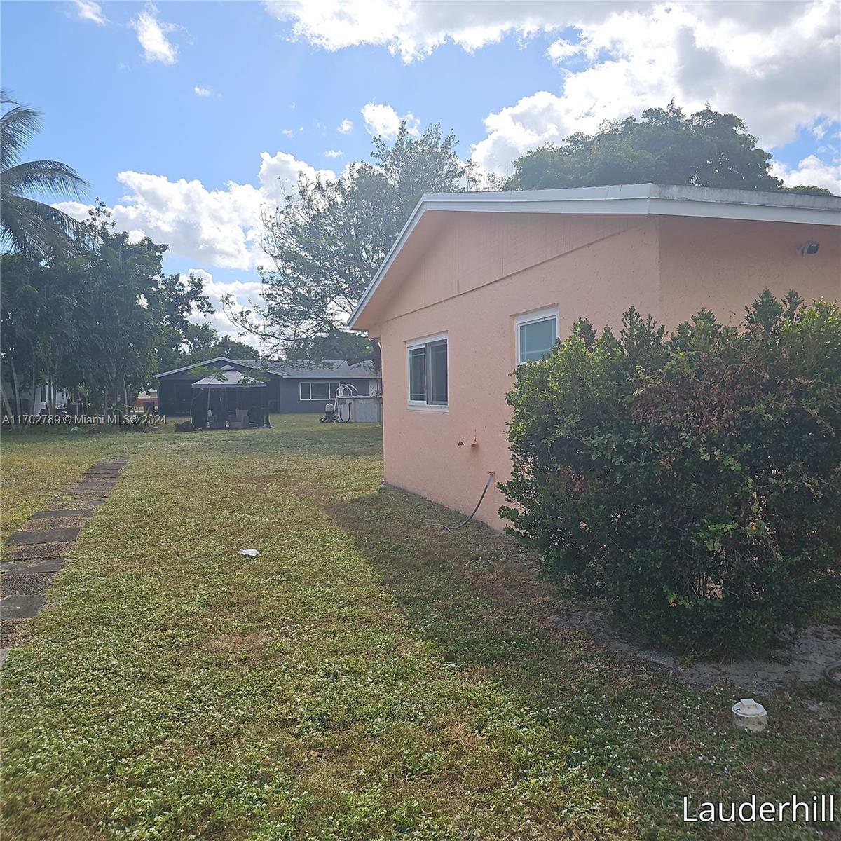 4400 NW 15th St, Lauderhill, Florida image 14