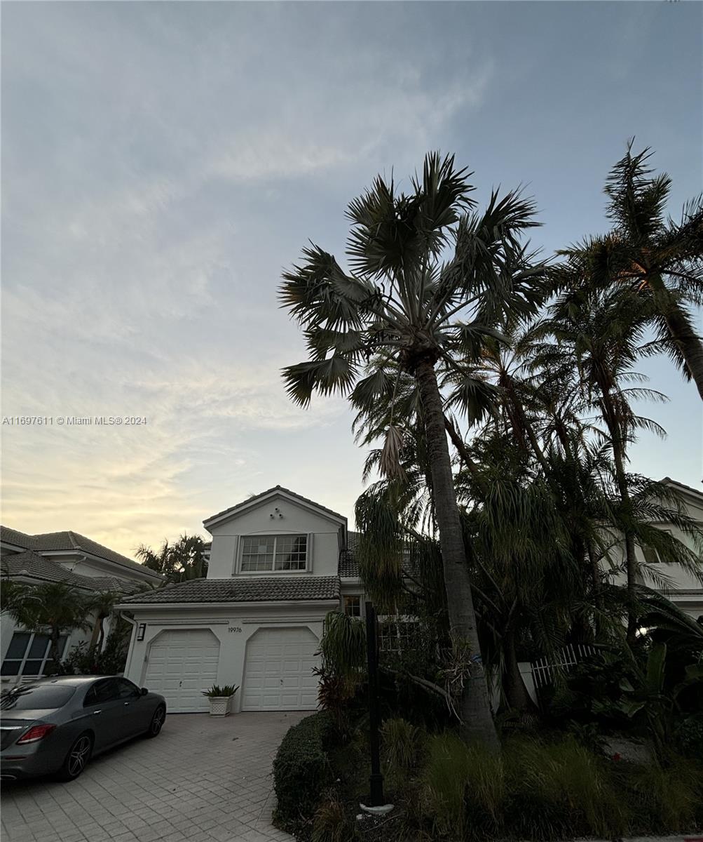 19976 NE 36th Pl, Aventura, Florida image 4