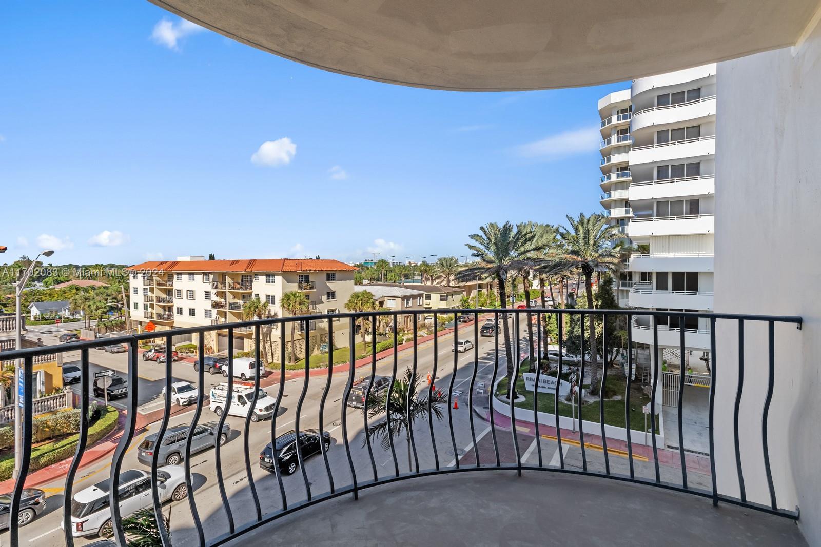 8877 Collins Ave #404, Surfside FL 33154
