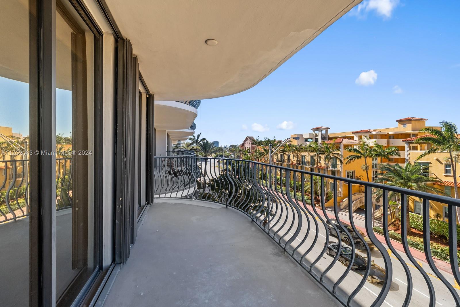 8877 Collins Ave #404, Surfside FL 33154