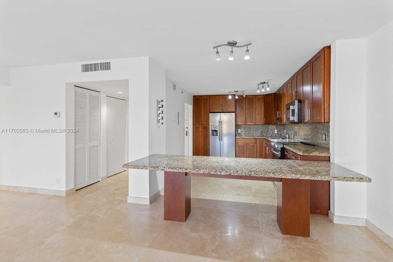 8877 Collins Ave #404, Surfside FL 33154
