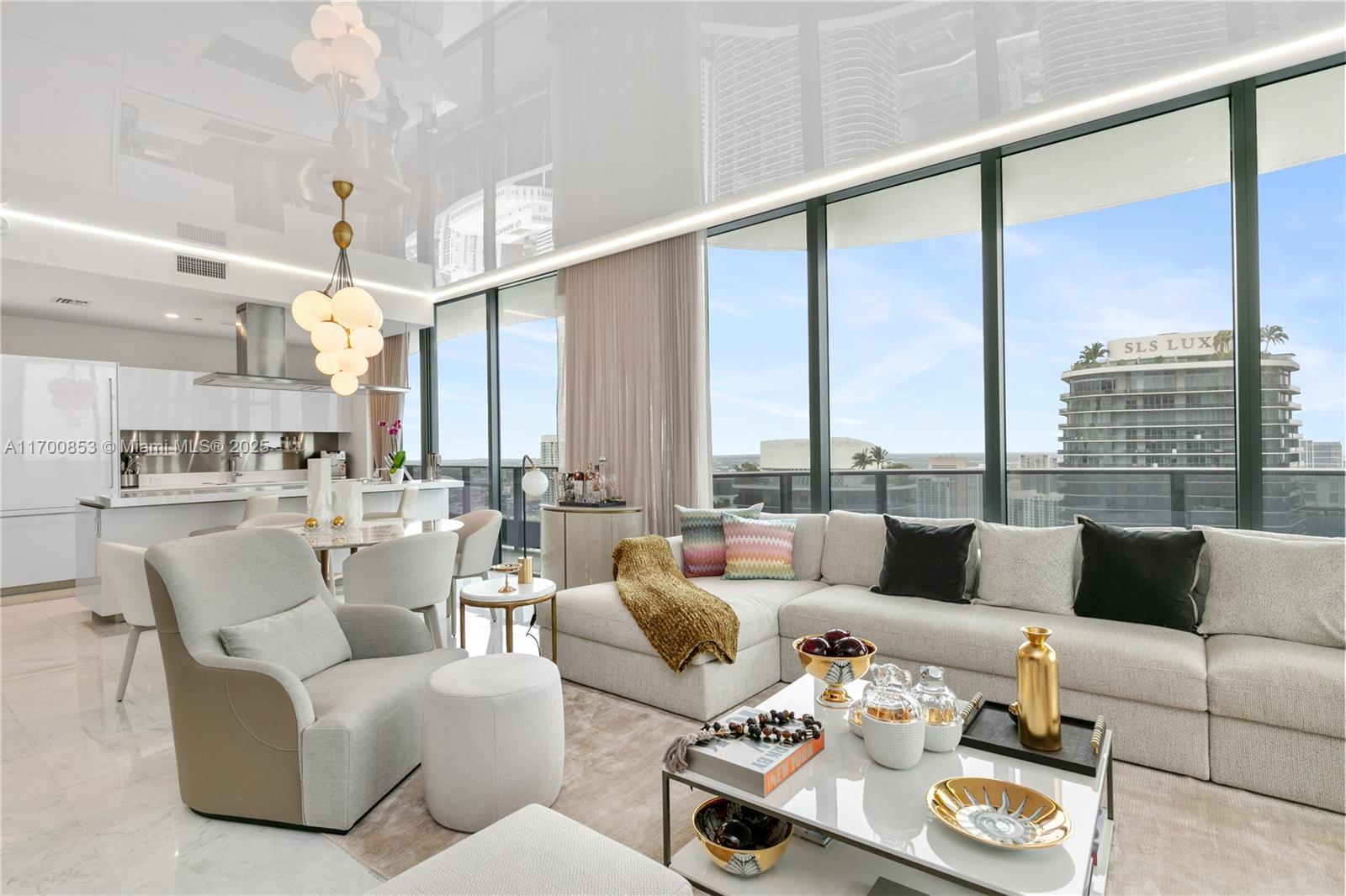 1000  Brickell Plz #PH5608 For Sale A11700853, FL