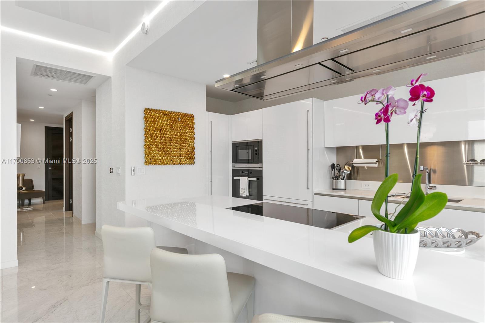 1000 Brickell Plz #PH5608, Miami FL 33131