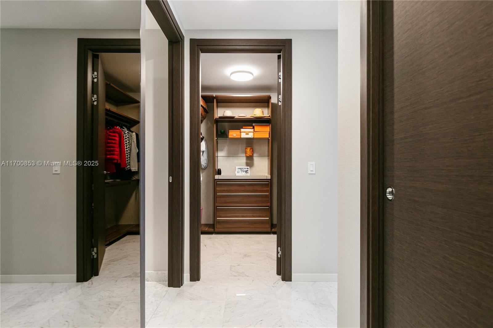 1000 Brickell Plz #PH5608, Miami FL 33131