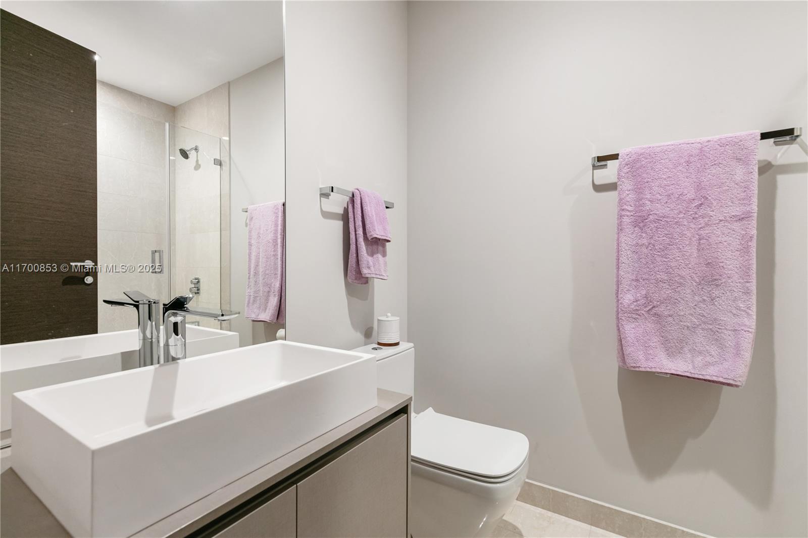 1000 Brickell Plz #PH5608, Miami FL 33131