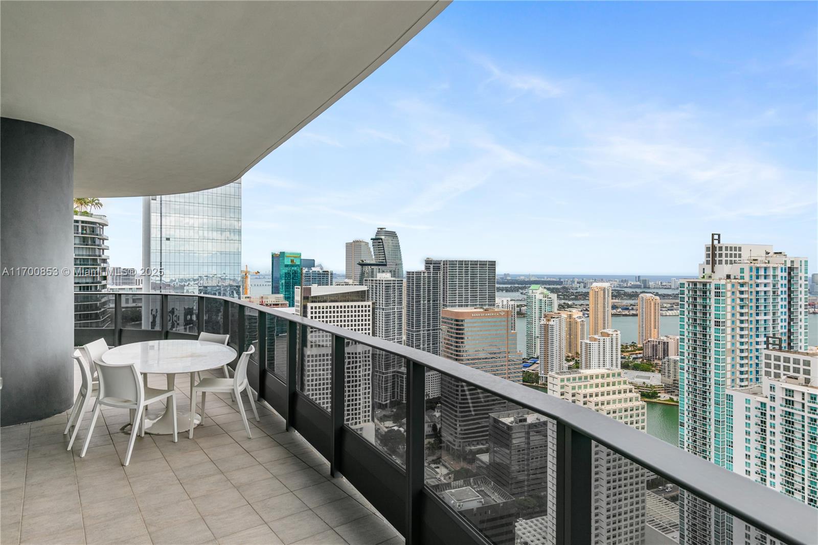 1000 Brickell Plz #PH5608, Miami FL 33131
