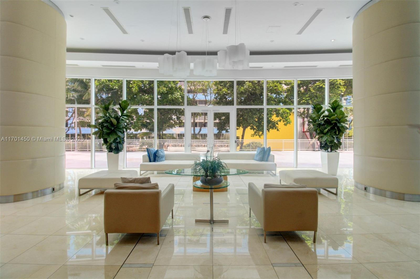 2101 Brickell Ave #2707, Miami FL 33129