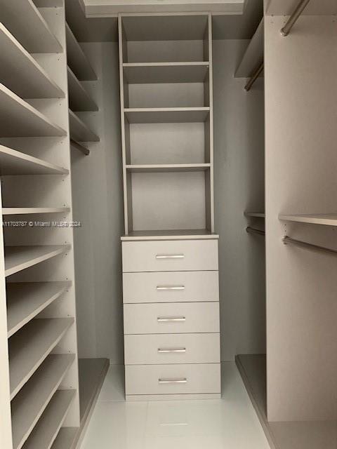 851 NE 1st Ave #1704, Miami FL 33132