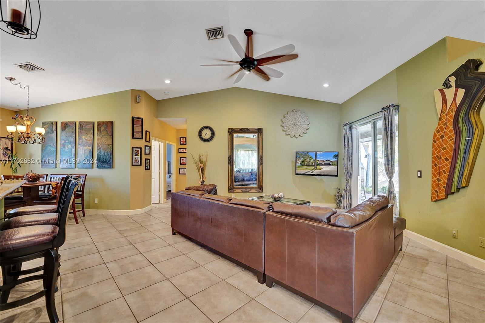 14520 SW 37th St, Miramar, Florida image 17