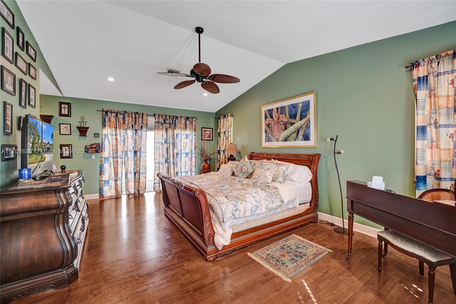 14520 SW 37th St, Miramar, Florida image 24