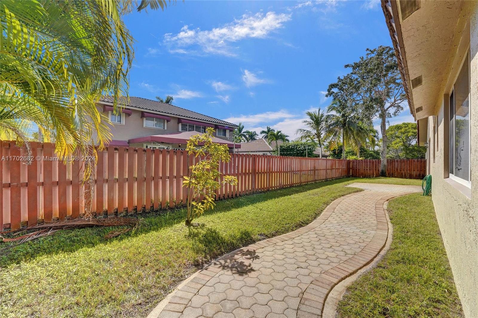 14520 SW 37th St, Miramar, Florida image 39