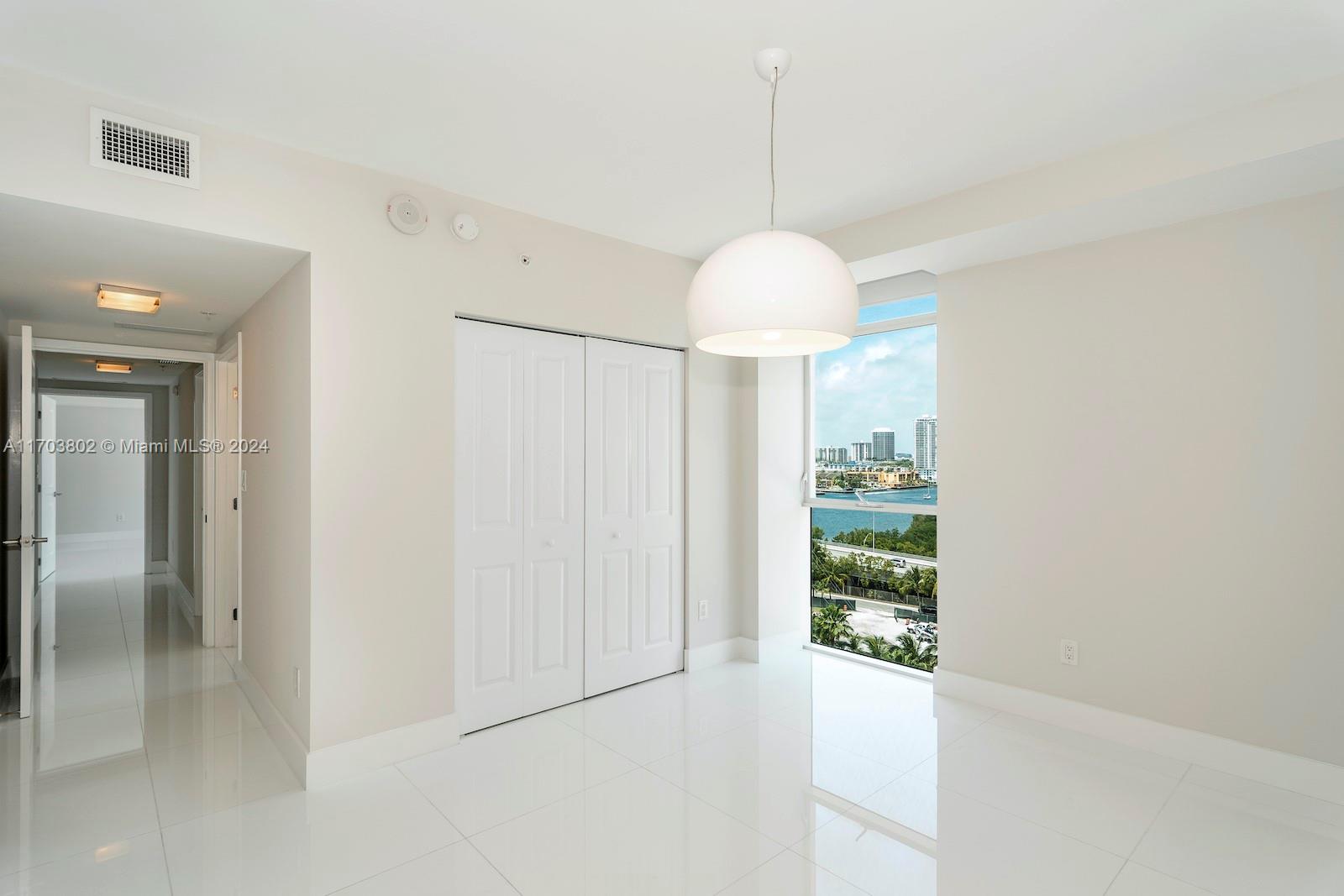 400 Sunny Isles Blvd #919, Sunny Isles Beach, Florida image 28