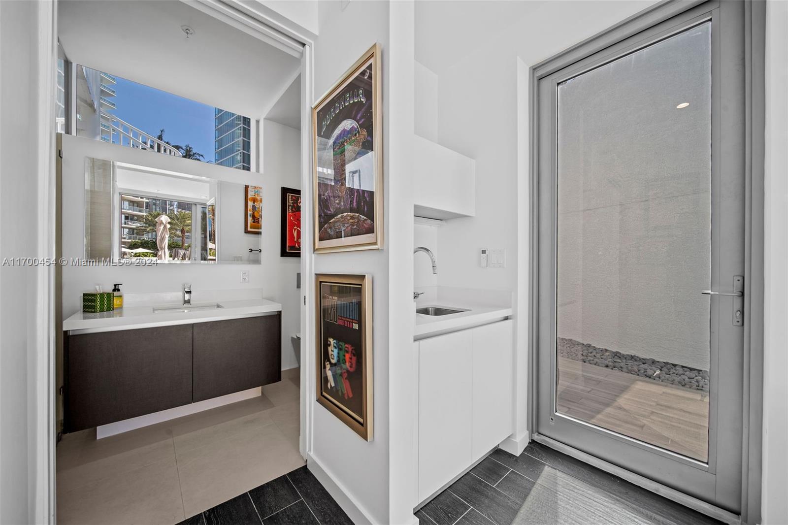 851 NE 1st Ave #4211, Miami FL 33132