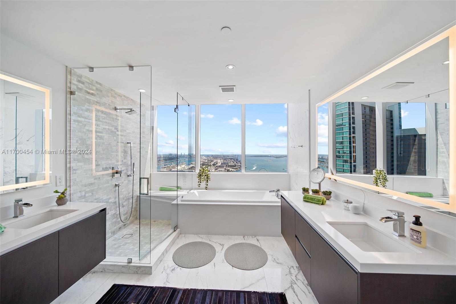 851 NE 1st Ave #4211, Miami FL 33132