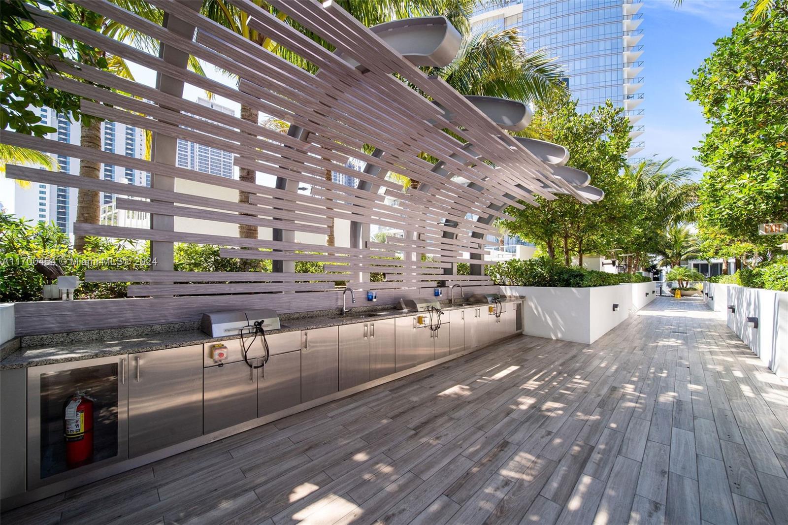 851 NE 1st Ave #4211, Miami FL 33132