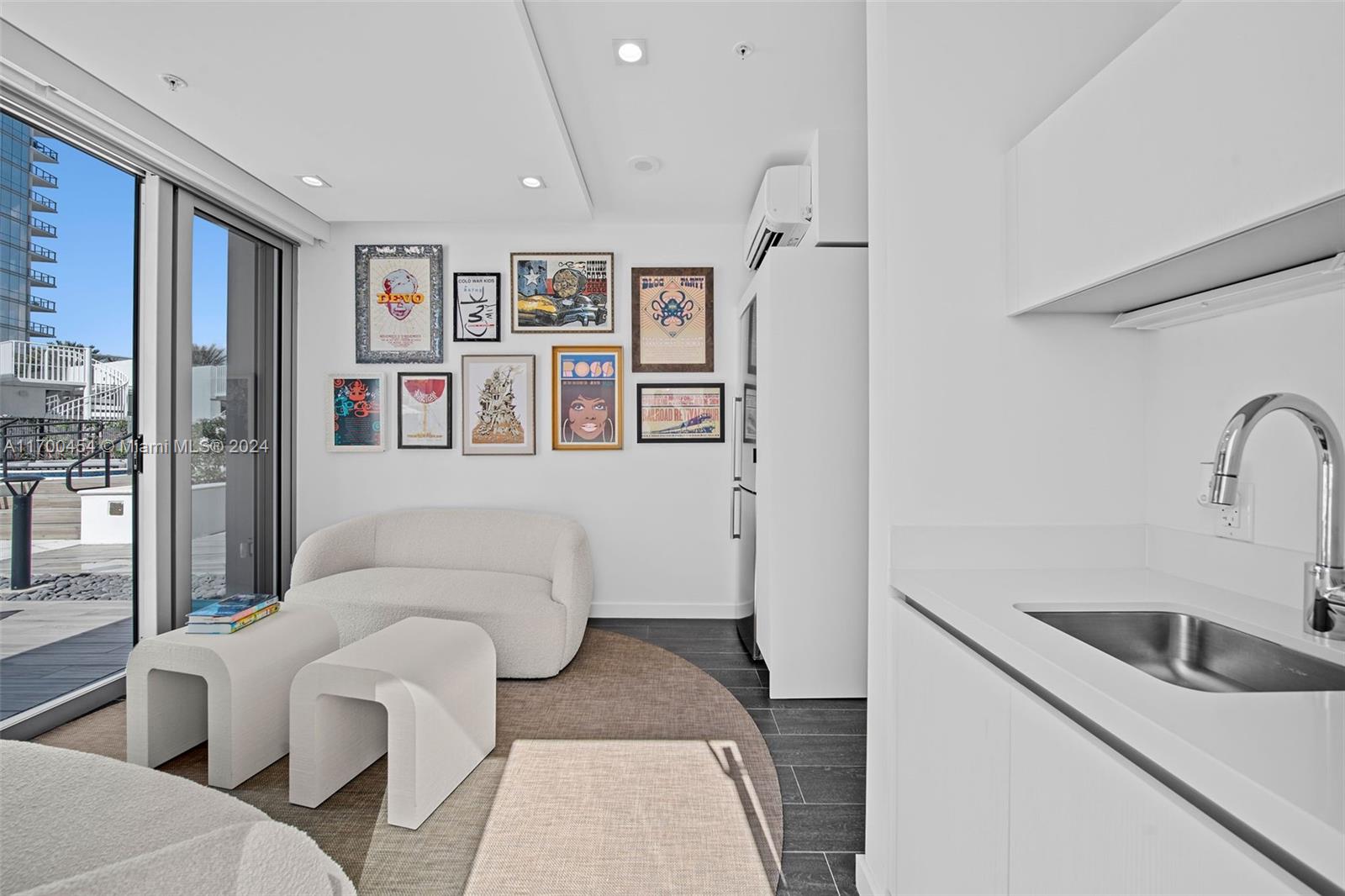 851 NE 1st Ave #4211, Miami FL 33132
