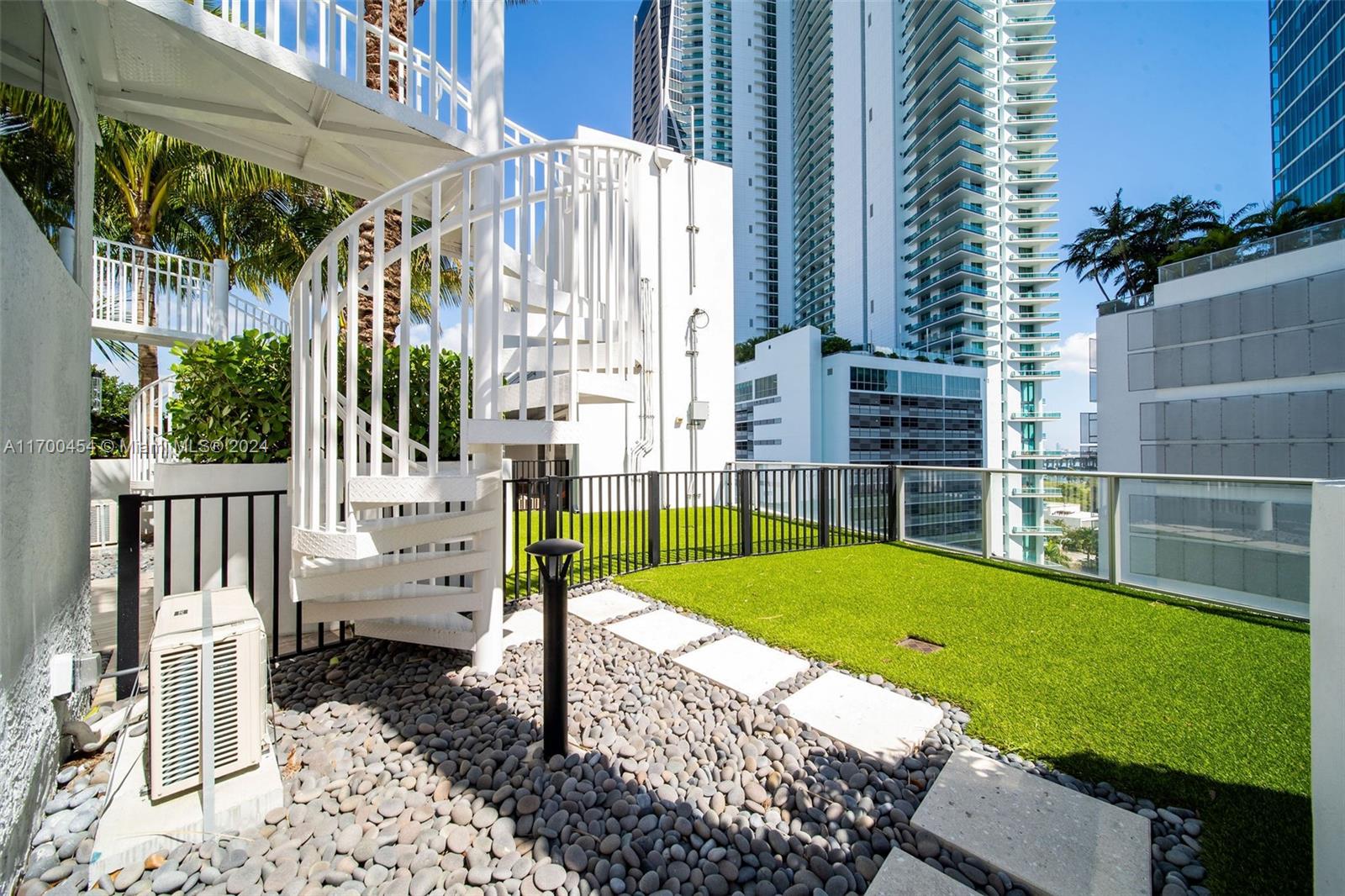 851 NE 1st Ave #4211, Miami FL 33132
