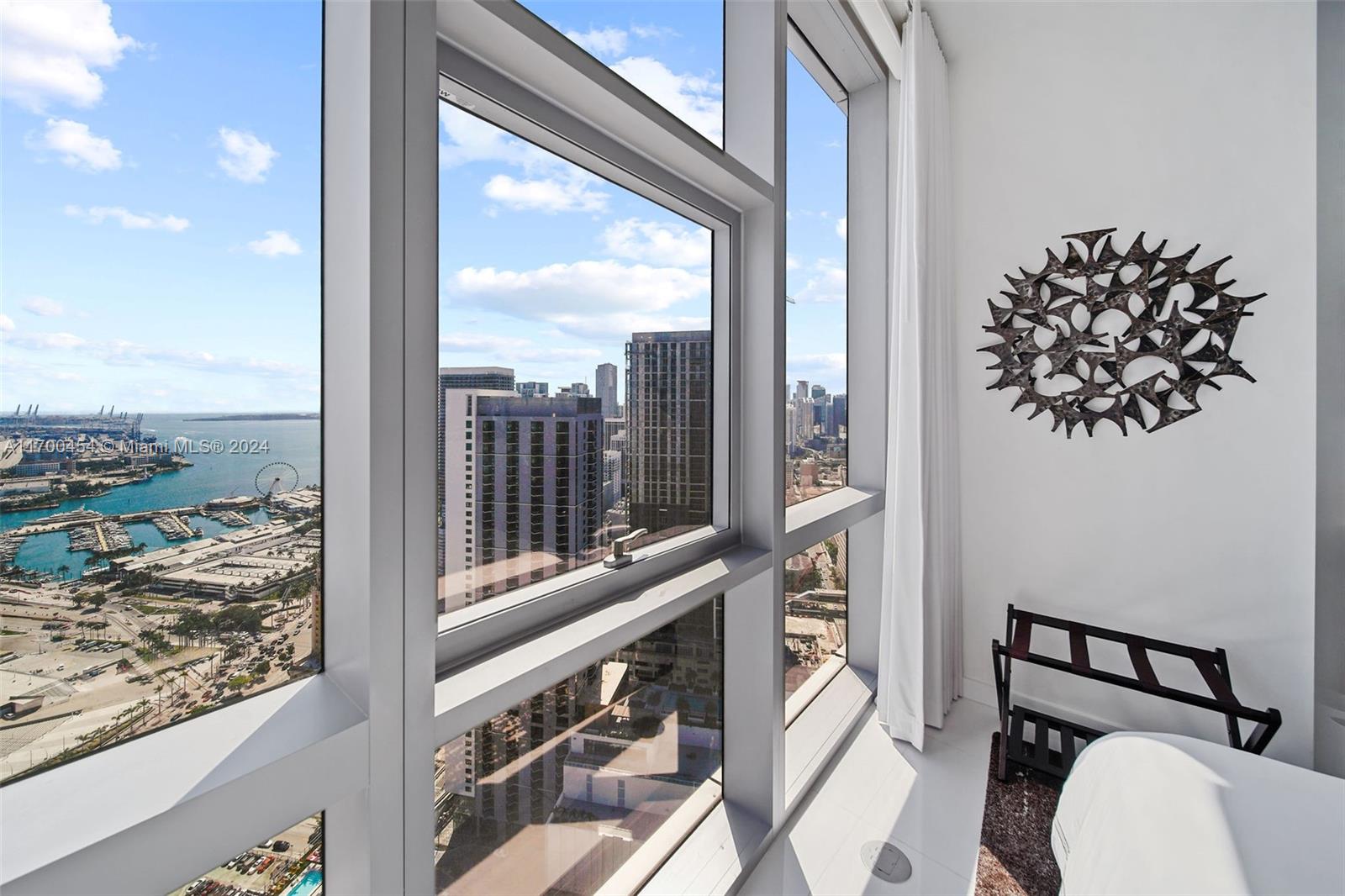 851 NE 1st Ave #4211, Miami FL 33132