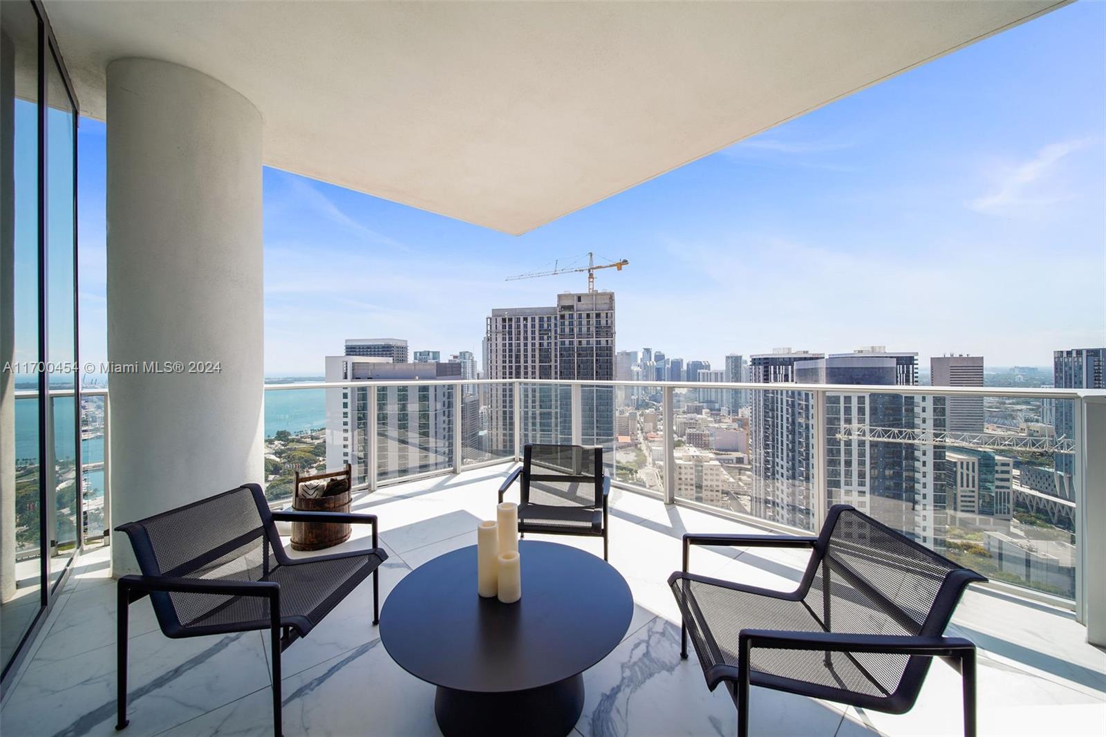 851 NE 1st Ave #4211, Miami FL 33132