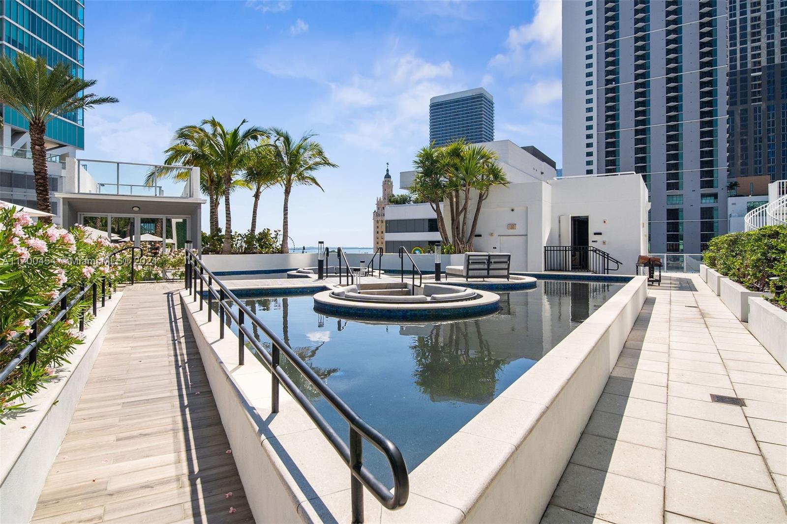 851 NE 1st Ave #4211, Miami FL 33132
