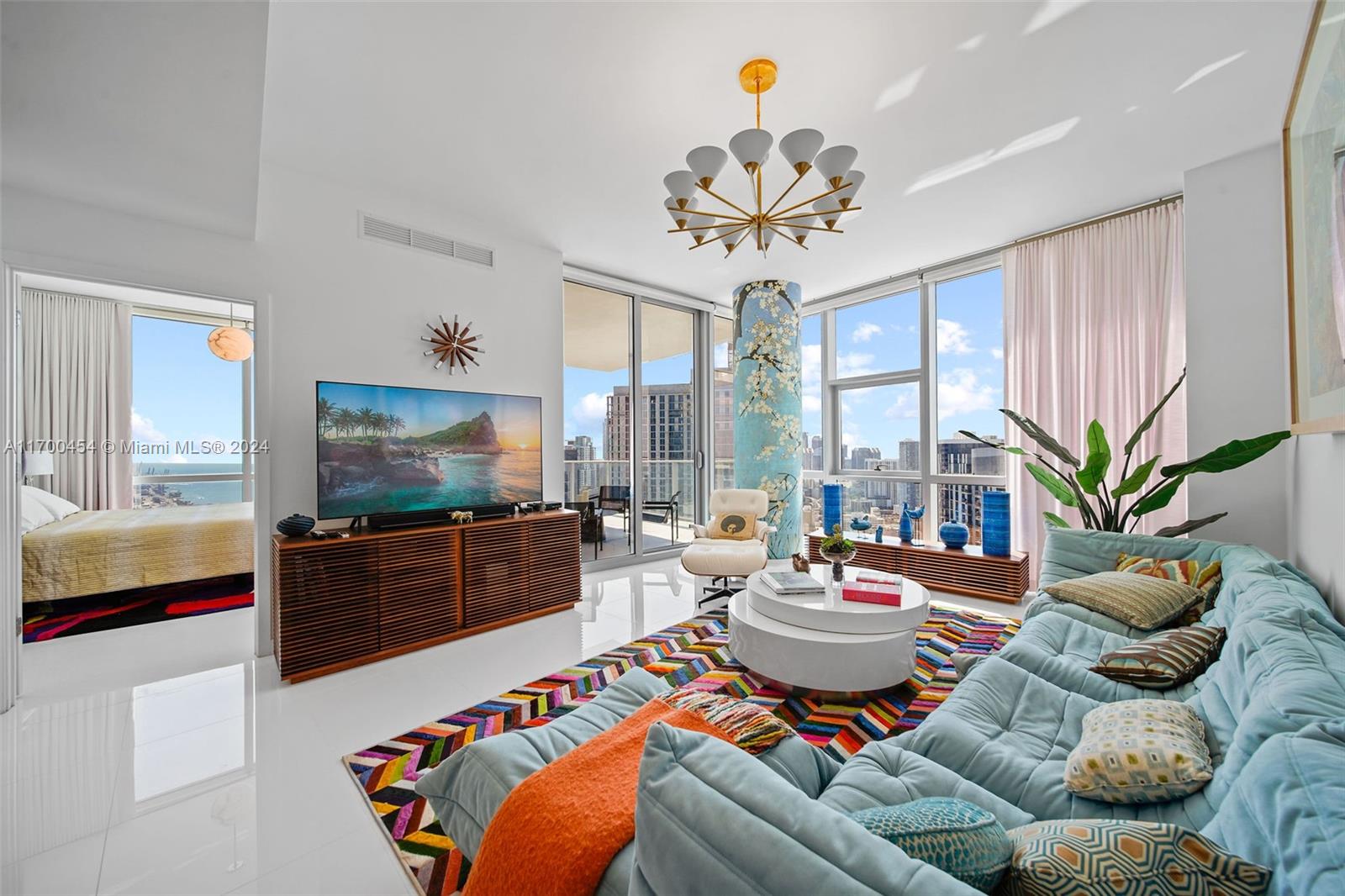 851 NE 1st Ave #4211, Miami FL 33132