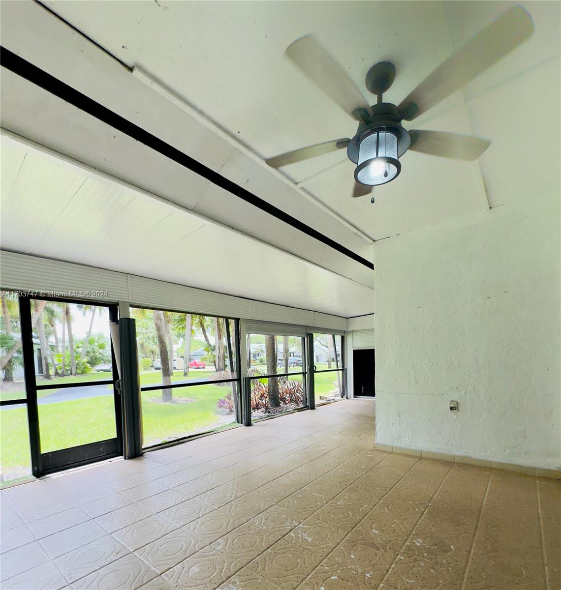 Residential, Weston, Florida image 21