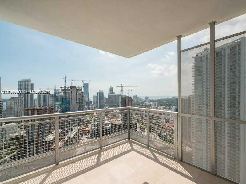 350 S Miami Ave #3904, Miami FL 33130