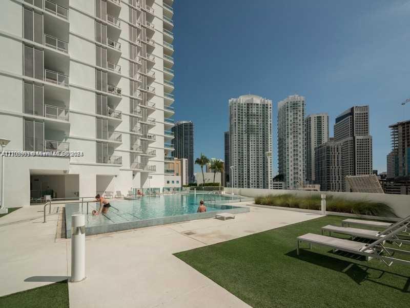 350 S Miami Ave #3904, Miami FL 33130