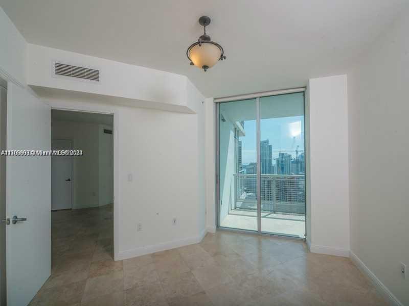 350 S Miami Ave #3904, Miami FL 33130