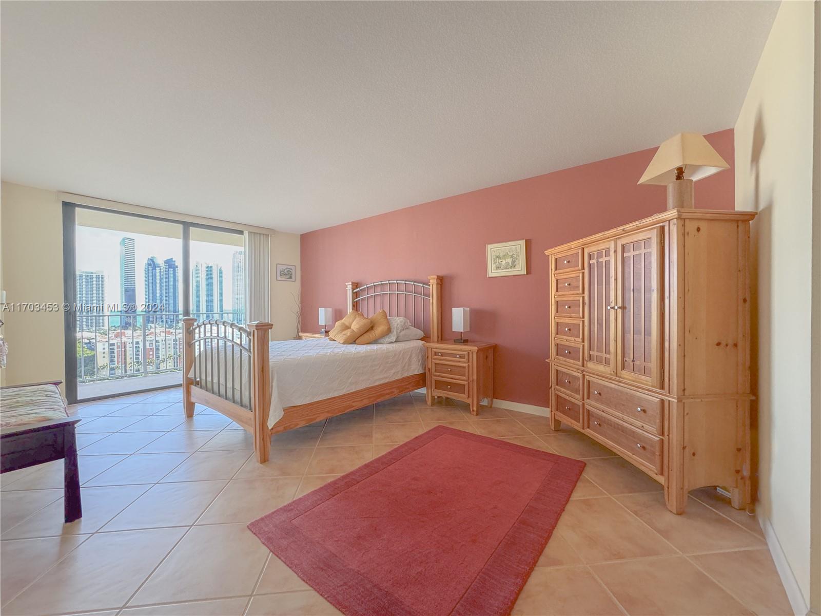 290 174th St #2018, Sunny Isles Beach, Florida image 2