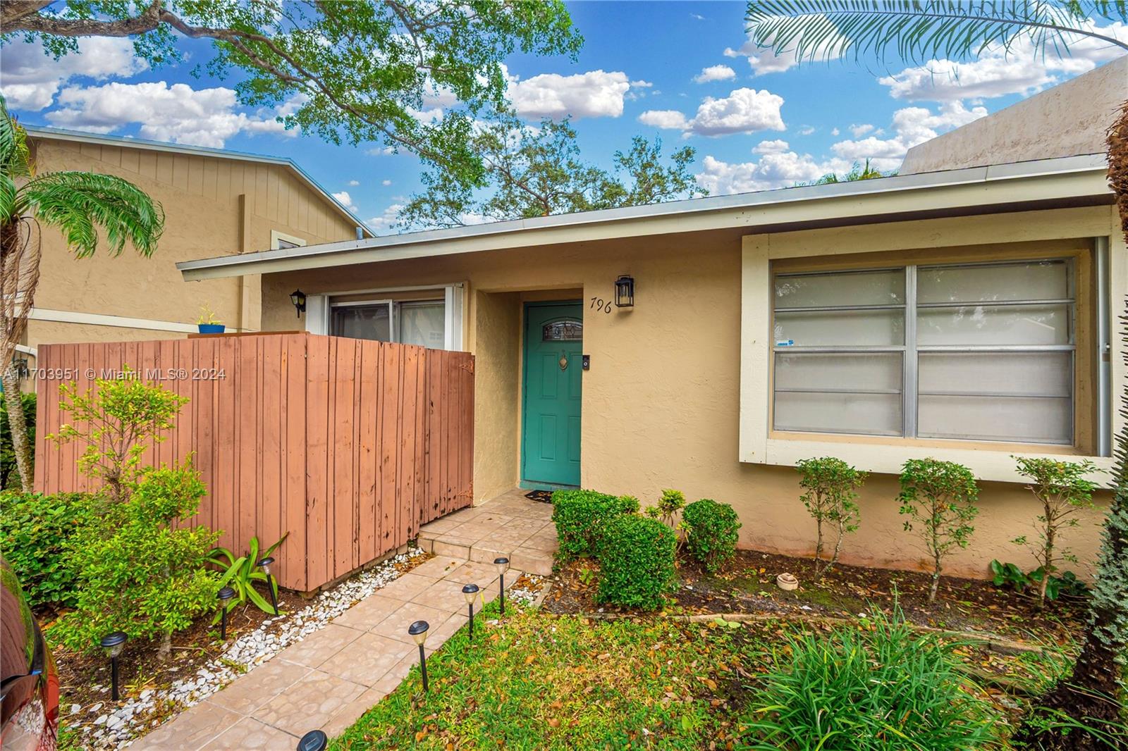 796 Banks Rd, Coconut Creek, Florida image 1