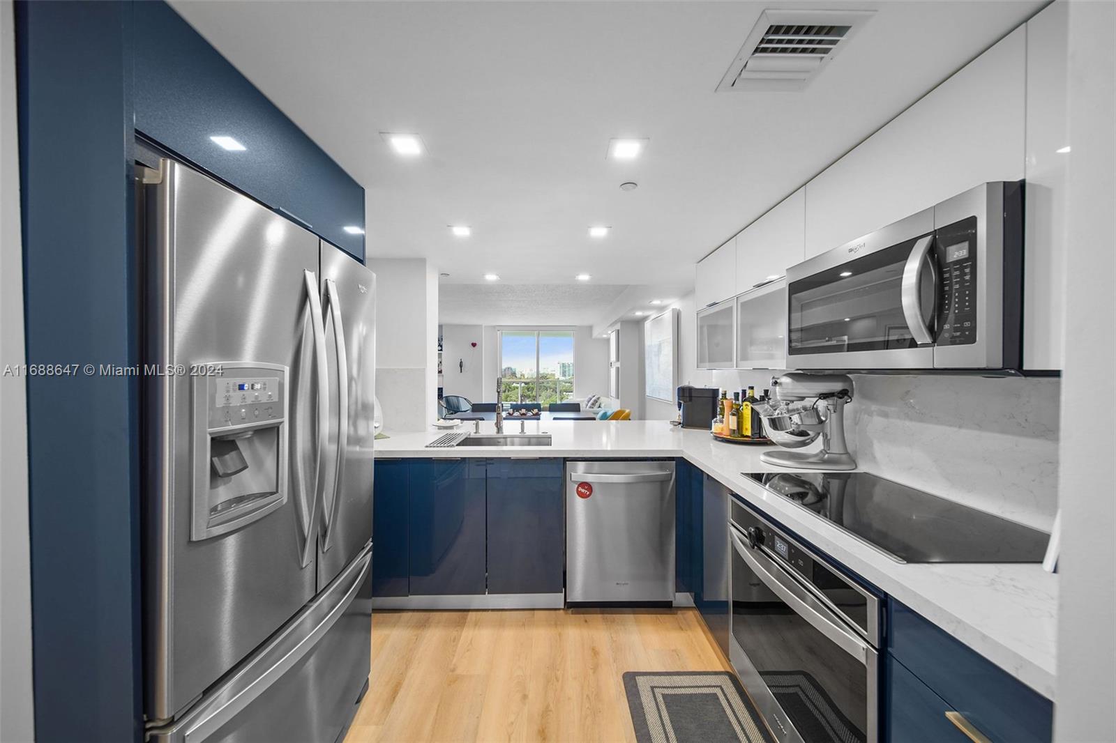 2101 Brickell Ave #712, Miami FL 33129
