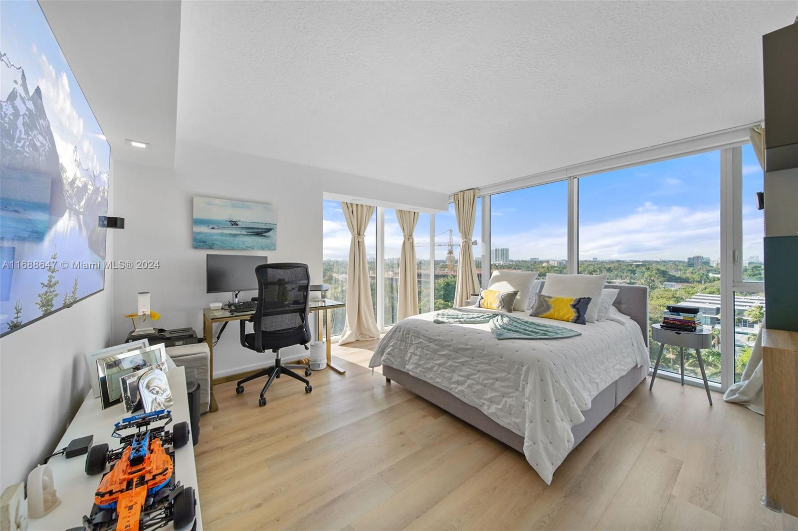 2101 Brickell Ave #712, Miami FL 33129