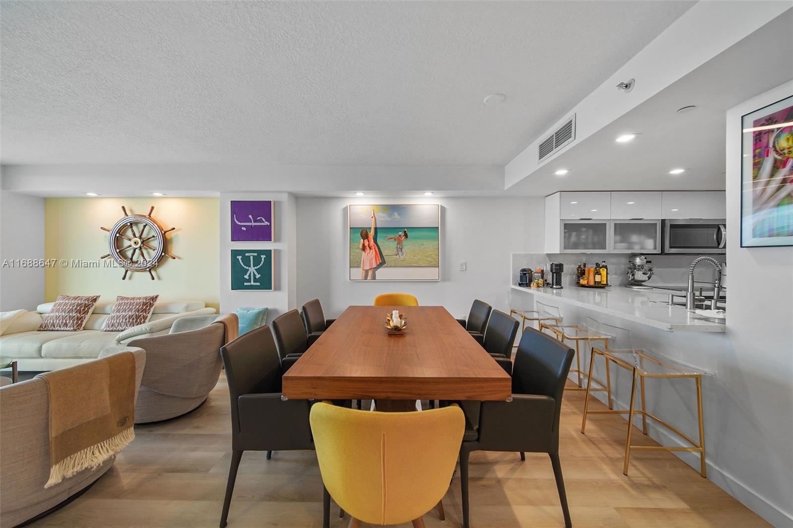 2101 Brickell Ave #712, Miami FL 33129