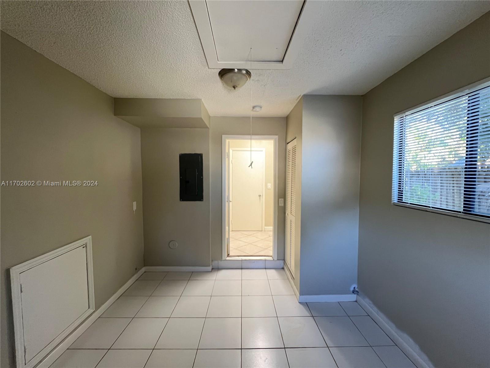 5651 NW 55th Ln, Tamarac, Florida image 36