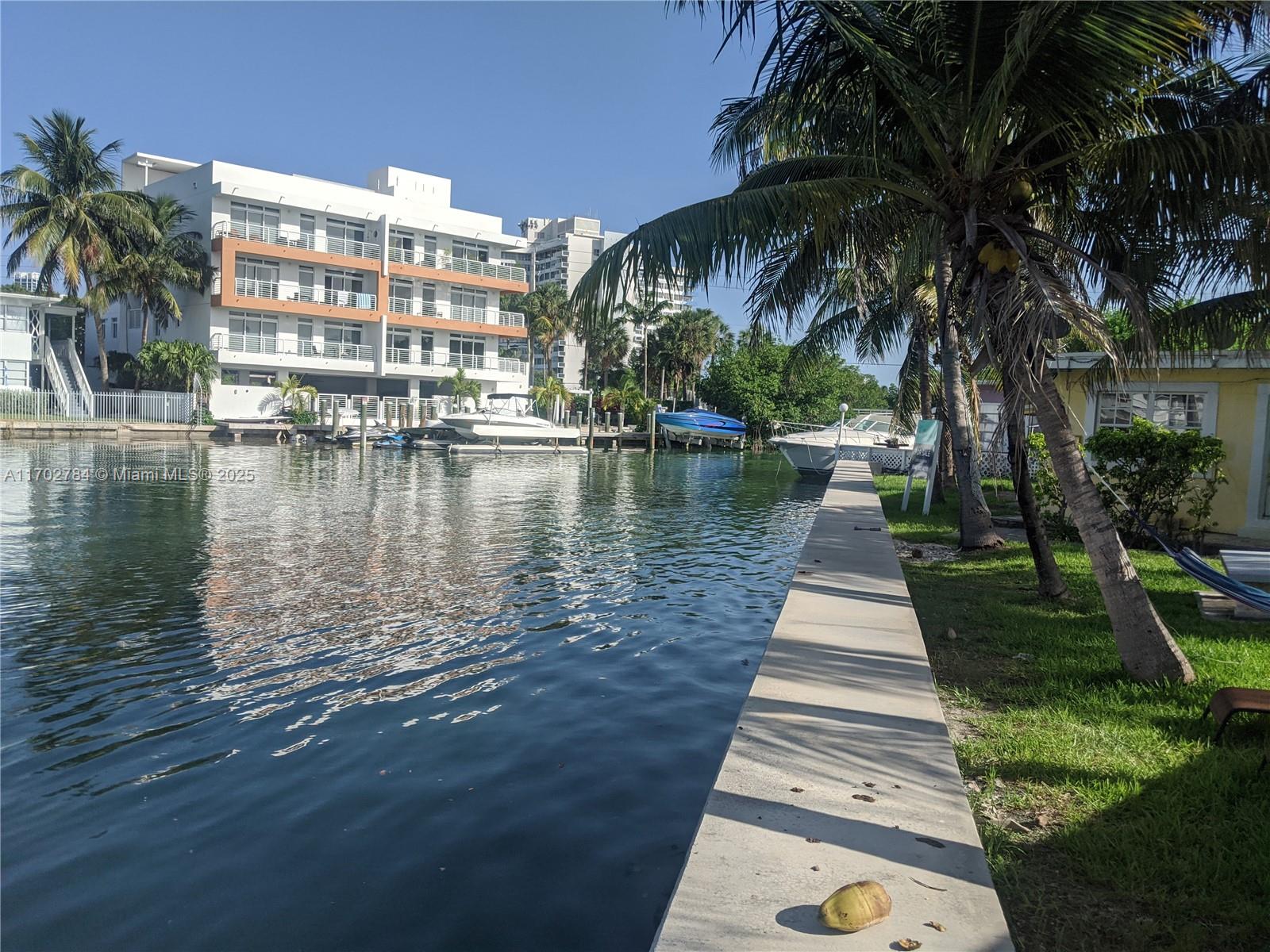 7757 Crespi Blvd, Miami Beach, Florida image 14