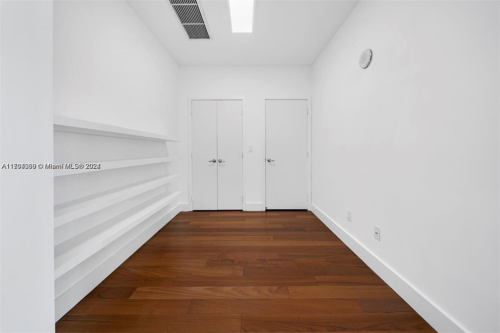 888 Biscayne Blvd #4503, Miami FL 33132