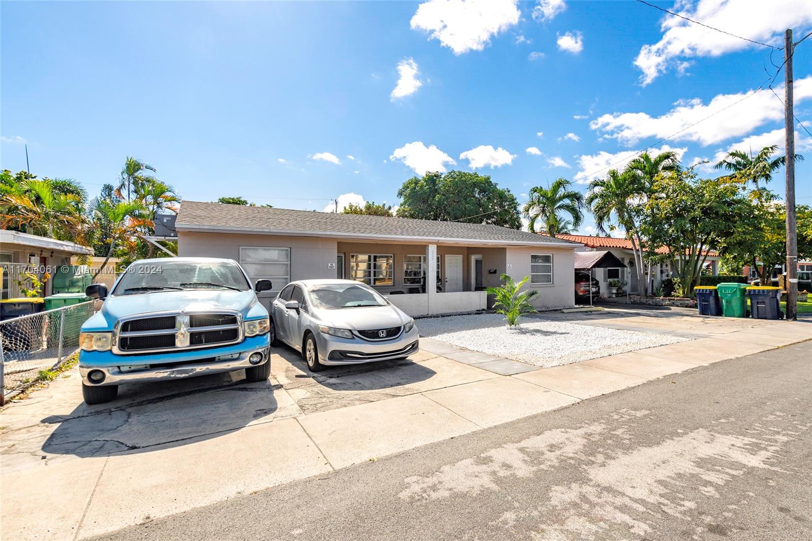 43 SW 10th St, Dania Beach, Florida image 3