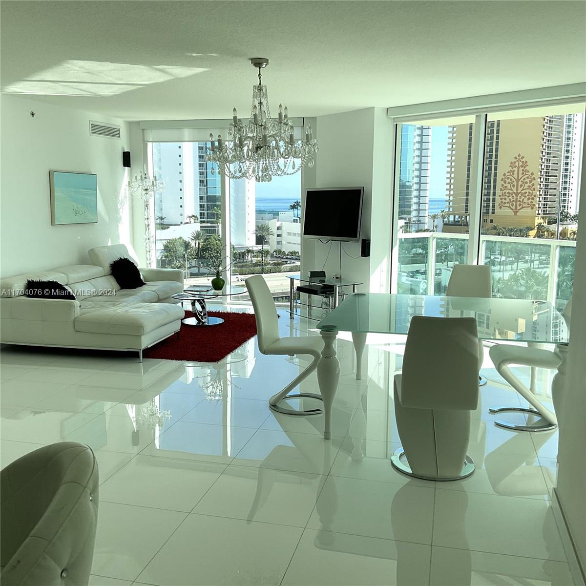 Condo for Sale in Sunny Isles Beach, FL