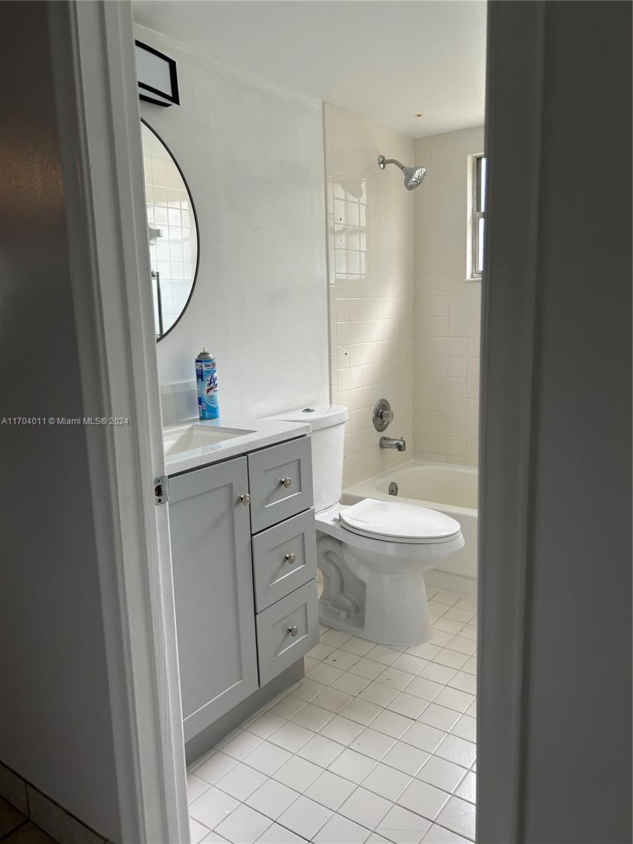 100 SW 132nd Way #305K, Pembroke Pines, Florida image 11