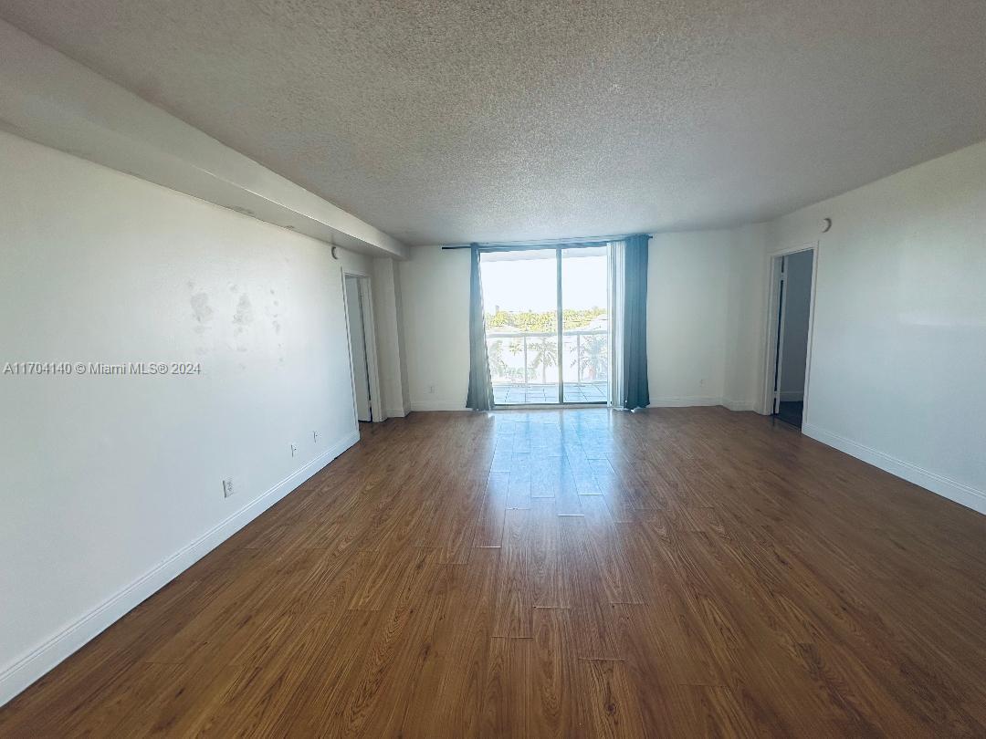 13499 Biscayne Blvd #409, North Miami, Florida image 7