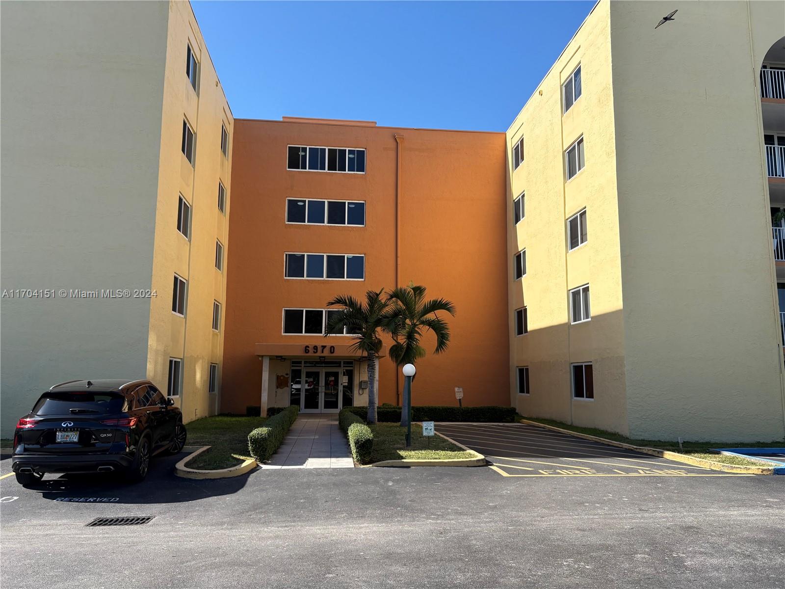 6970 NW 186th St #3-103, Hialeah, Florida image 2