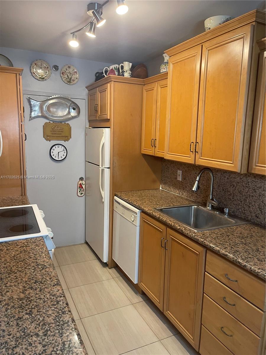 Listing Photo 13
