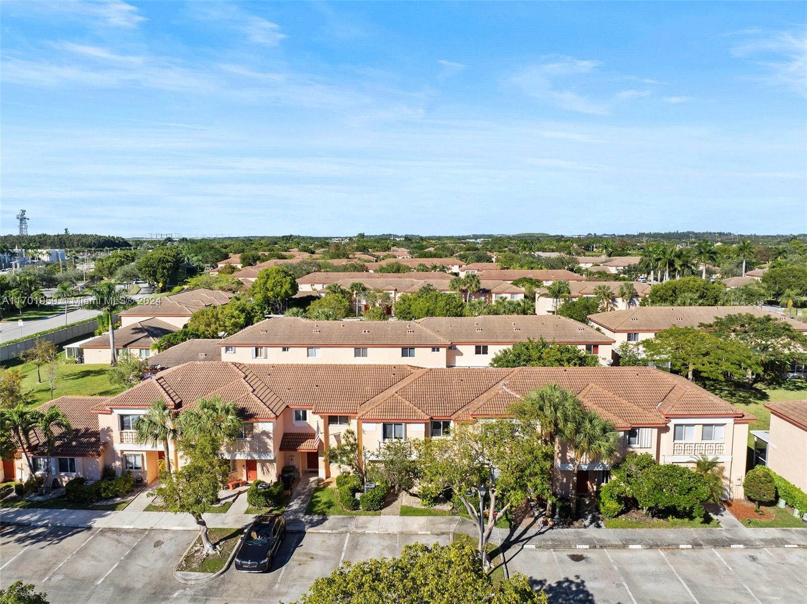 Residential, Pembroke Pines, Florida image 1